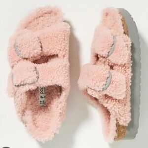 Birkenstocks Arizona big buckle teddy shearlings brand new with tags!